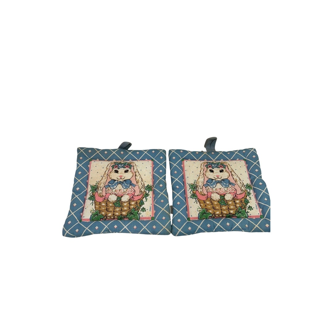 B&D Pot Holders OS Blue Bunny Rabbit Basket Quilted Vintage Kitchen Set of 2